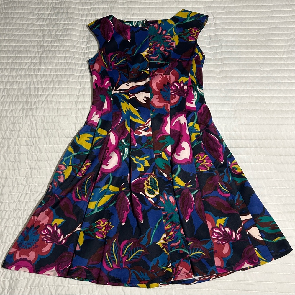 Gabby Skye Sleeveless Dress Floral Blue Pink Fitted Flared Women's 6